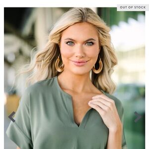 Elegant Green Women's Top